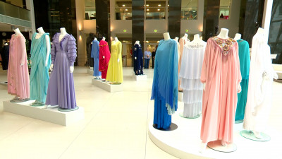 Законодательница моды: Эрмитаж открыл выставку костюмов Эдиты Пьехи