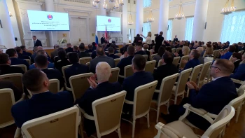 Ответственные за красоту и чистоту: в Смольном чествовали лучших работников сферы ЖКХ