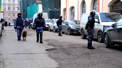 Александр Беглов подвел итоги рейда на территории Апраксина двора и обещал новые проверки