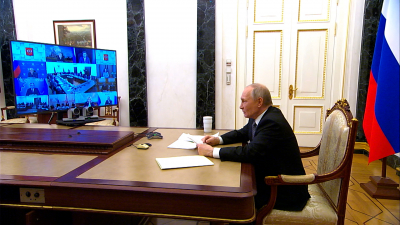 Владимир Путин провел заседание Совета при президенте по культуре и искусству