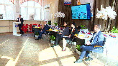 Учителя и ученики школы Красногвардейского района приняли участие в семинаре по профориентации