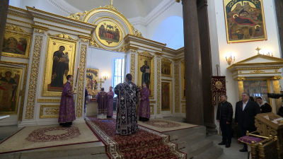 Александр Беглов поздравил с 70-летием протоиерея Геннадия Зверева