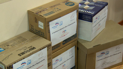 В роддоме на Фурштатской собрали гумпомощь для молодых родителей из Мариуполя