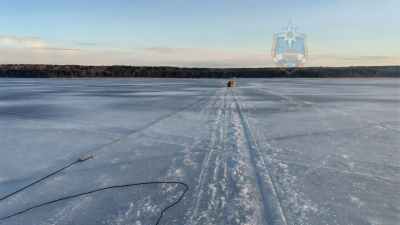 На Суходольском озере мужчина погиб, пытаясь спасти собаку, провалившуюся под лёд
