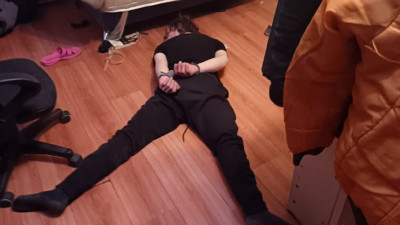 Полиция Петербурга задержала мужчину, который ранил ножом собственного брата