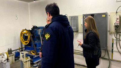 Лифт в жилом доме в Мурино едва не сорвался в шахту