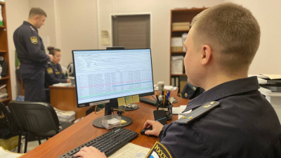 «Я вас распилю»: петербуржец понес наказание за угрозы семейной паре бензопилой