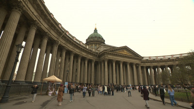 У Казанского кафедрального собора прошел первый благотворительный пасхальный фестиваль