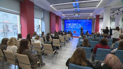 XIV Международный форум СМИ открылся в Петербурге