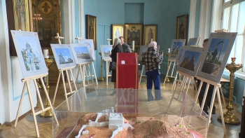 В Петербурге открылась фотовыставка «Храмы Русского мира. Святой лик Донбасса и Новороссии»