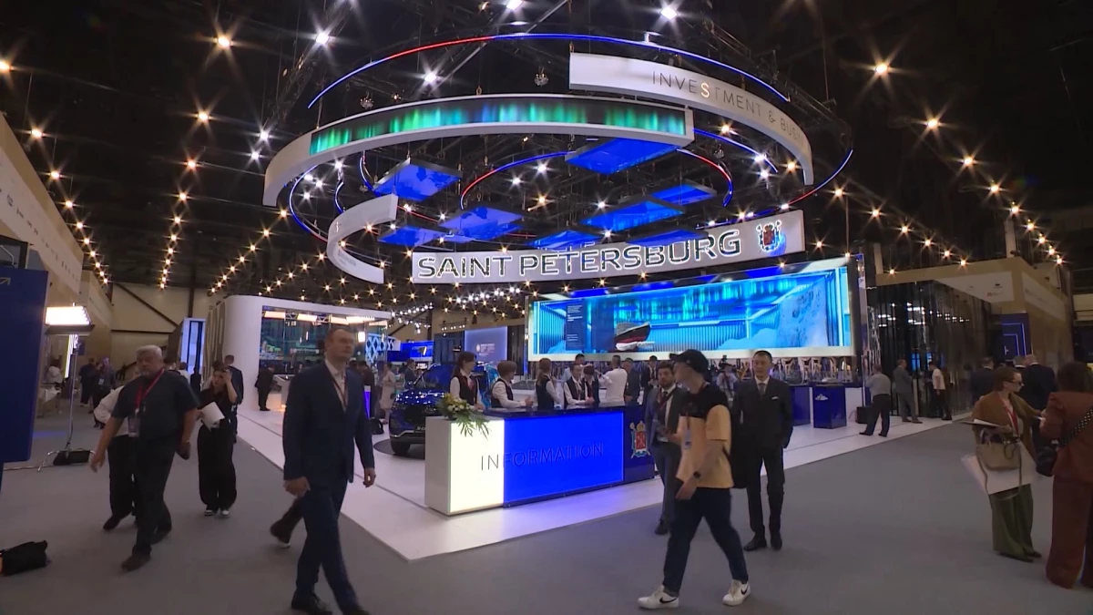 На ПМЭФ-2025 передали пять тонн продуктов на благотворительность - tvspb.ru