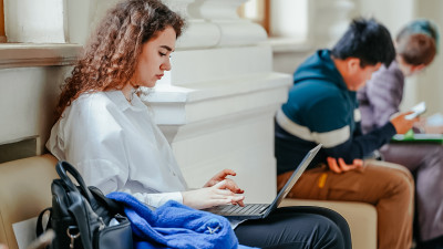 Более 1,5 млн заявлений в вузы подано через Госуслуги