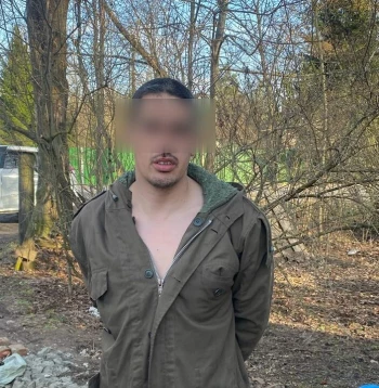 Полицейские Выборгского района задержали мужчину, подозреваемого в угоне автомобиля с парковки