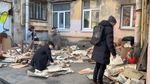 Архив, переживший пожар, но не ремонт. БАН поставила точку в истории с выброшенными газетами