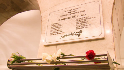 В петербургском метро 8 лет назад прогремел взрыв — вспоминаем трагедию