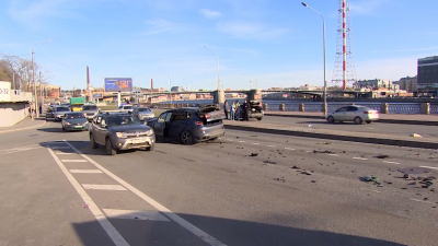 В ДТП на Ушаковской набережной пострадали два человека