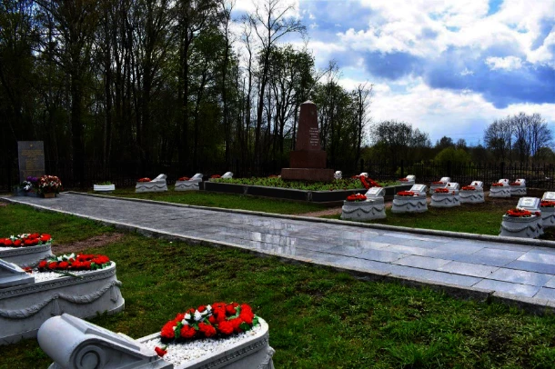 Александр Беглов: К празднованию 80-летия Победы в Петербурге подготовлены памятники, мемориалы, воинские захоронения и памятные места - tvspb.ru