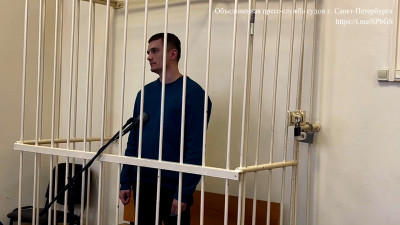 Тагильчанину, которому наркотики велели лететь в Америку и бить сотрудников Пулково, дали три года