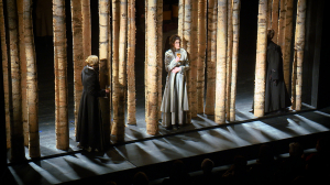 Театр. Московская Студия театрального искусства под руководством Сергея Женовача представила спектакли «Три сестры» и «Чеховъ. Вишневый садъ. Нет слов!»