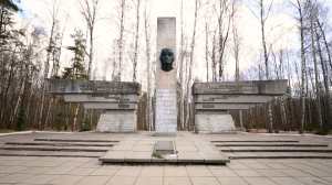 Памятники Победы. Мемориал военным лётчикам аэродрома Сосновка