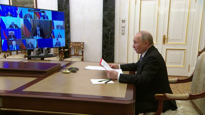 Владимир Путин провел совещание с постоянными членами Совета Безопасности