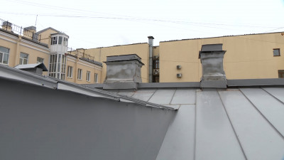 Завершена реставрация крыши исторического здания на Невском проспекте