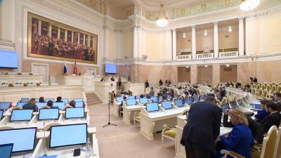 Какие меры предлагают принять в Петербурге в борьбе с «наливайками»