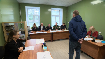 Александр Беглов поздравил сотрудников военных комиссариатов с профессиональным праздником
