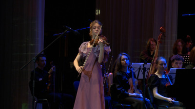 100 детей из ДНР и ЛНР выступили в театрально-концертном комплексе «Карнавал»