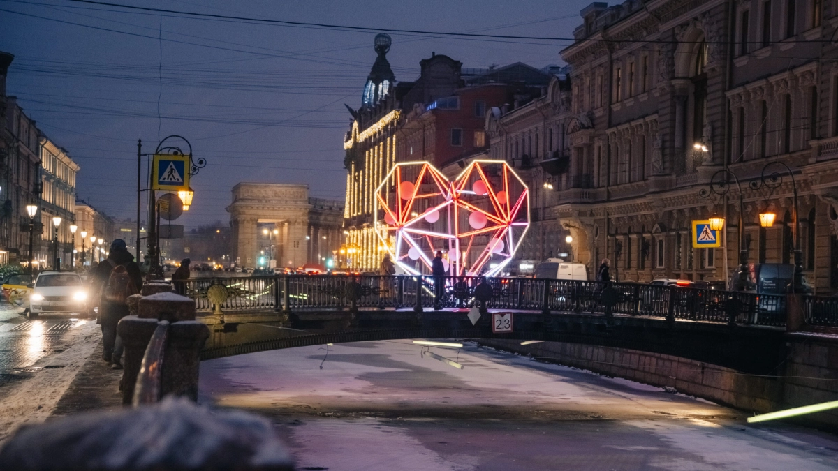 АТОР: Петербург возглавил рейтинг лучших направлений для встречи Нового года - tvspb.ru