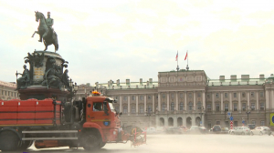 Моем чисто: в Петербурге стартовал месячник весеннего благоустройства