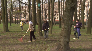 Сезонное благоустройство в Московском парке Победы
