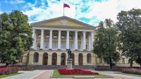 Александр Беглов поздравил избранных Почетными гражданами Санкт-Петербурга ветеранов Елену Тихомирову, Зиновия Меркина и Василия Волобуева