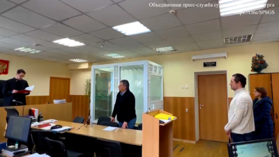 Петербуржец отправится в колонию за фиктивную регистрацию иностранцев