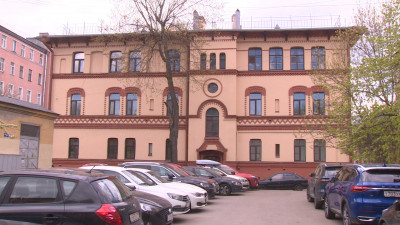 В Петербурге отреставрировали Дом для рабочих завода «Людвиг Нобель»