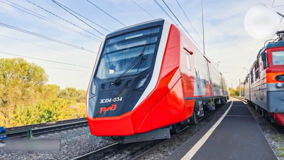 В Петербурге по маршрутам начал курсировать второй электропоезд «Финист»