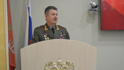 Александр Беглов поздравил с 70-летием Героя Российской Федерации, председателя Совета Героев Советского Союза, Героев Российской Федерации и полных кавалеров ордена Славы Геннадия Фоменко