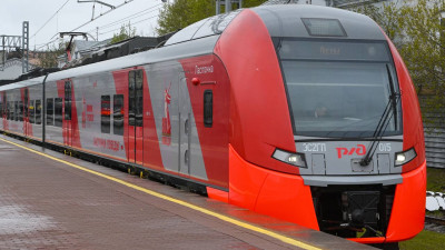 Петербург и Москву с 9 мая свяжет «Ласточка Победы»