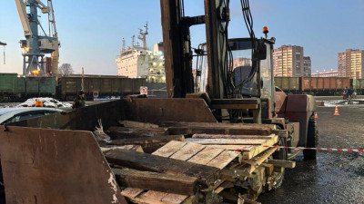 Работник морского порта Петербурга предстанет перед судом из-за смертельного наезда на тальмана