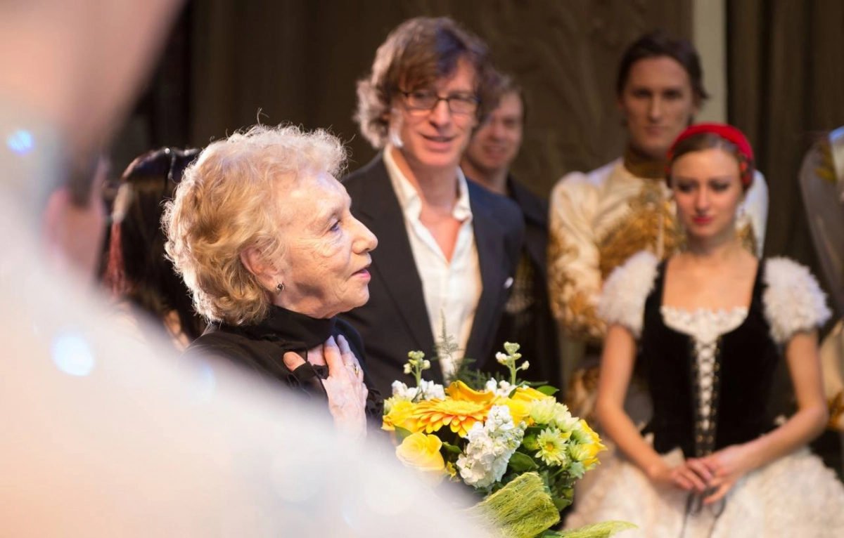 Александр Беглов выразил соболезнования в связи с кончиной Народной артистки России Аллы Осипенко - tvspb.ru