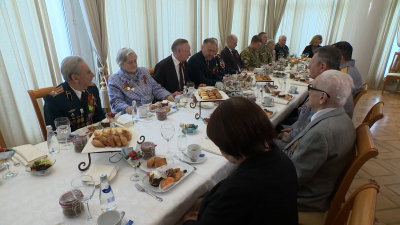 Александр Беглов встретился с ветеранами Великой Отечественной войны перед праздничным концертом в БКЗ «Октябрьский»