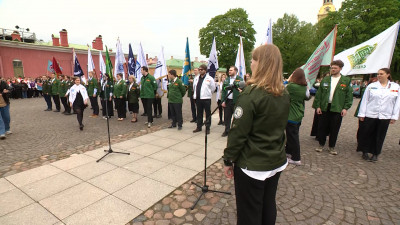 В Петербурге стартовал трудовой сезон студотрядов