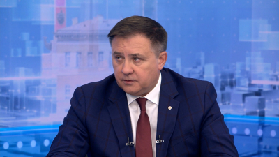 Прямая линия с Правительством Петербурга: о чем говорил вице-губернатор Владимир Омельницкий во время беседы