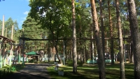 Более 260 школьных лагерей и больше 10 загородных готовы принять юных петербуржцев
