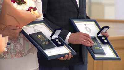 В Смольном наградили лауреатов премии правительства Петербурга за достижения в науке, технике и образовании