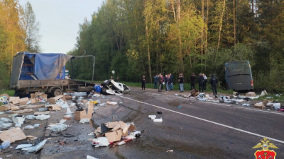 Против участника смертельной аварии в Ленобласти с участием автобуса возбудили уголовное дело