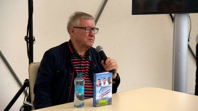На Книжном салоне комментатор Геннадий Орлов представил книгу «Зенит 3.0»