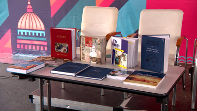 Педиатрический университет представил издания, посвященные работе врачей в годы блокады