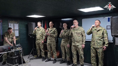 Ансамбль песни и пляски ЦВО провёл праздничный концерт для военнослужащих в зоне СВО