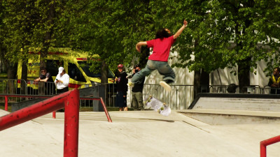 Адреналин, смелость и скорость: финал Чемпионата России по скейтбордингу стартовал в парке 300-летия Санкт-Петербурга